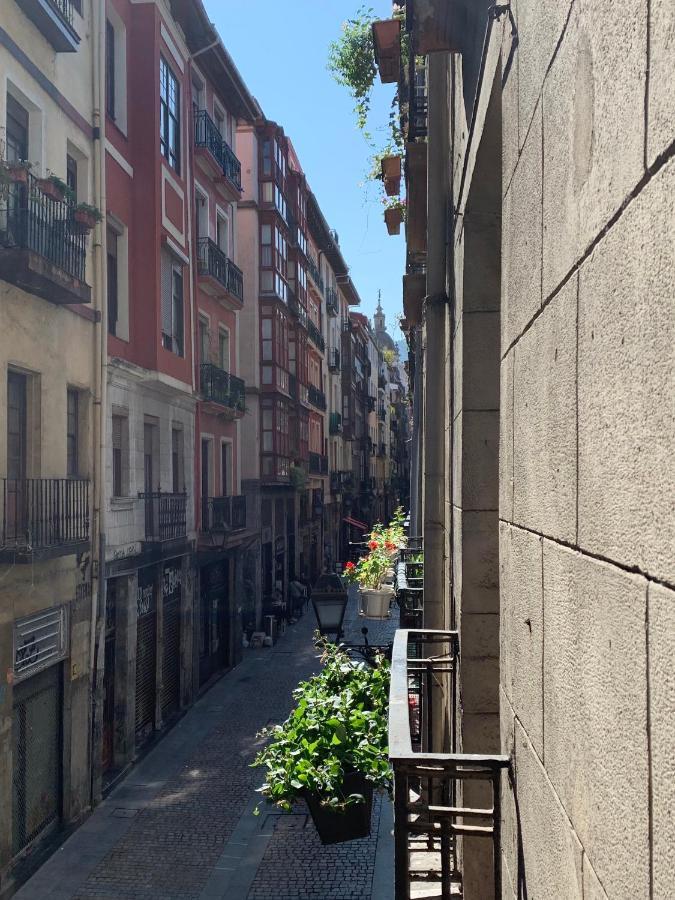 La Puerta - Casco Viejo-old Town * Bilbao