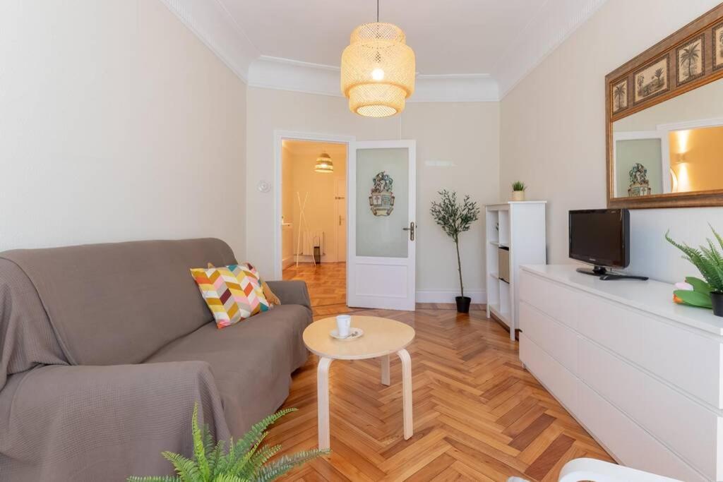 Apartment Acogedor Y Soleado En El Centro By Aloha Bilbao