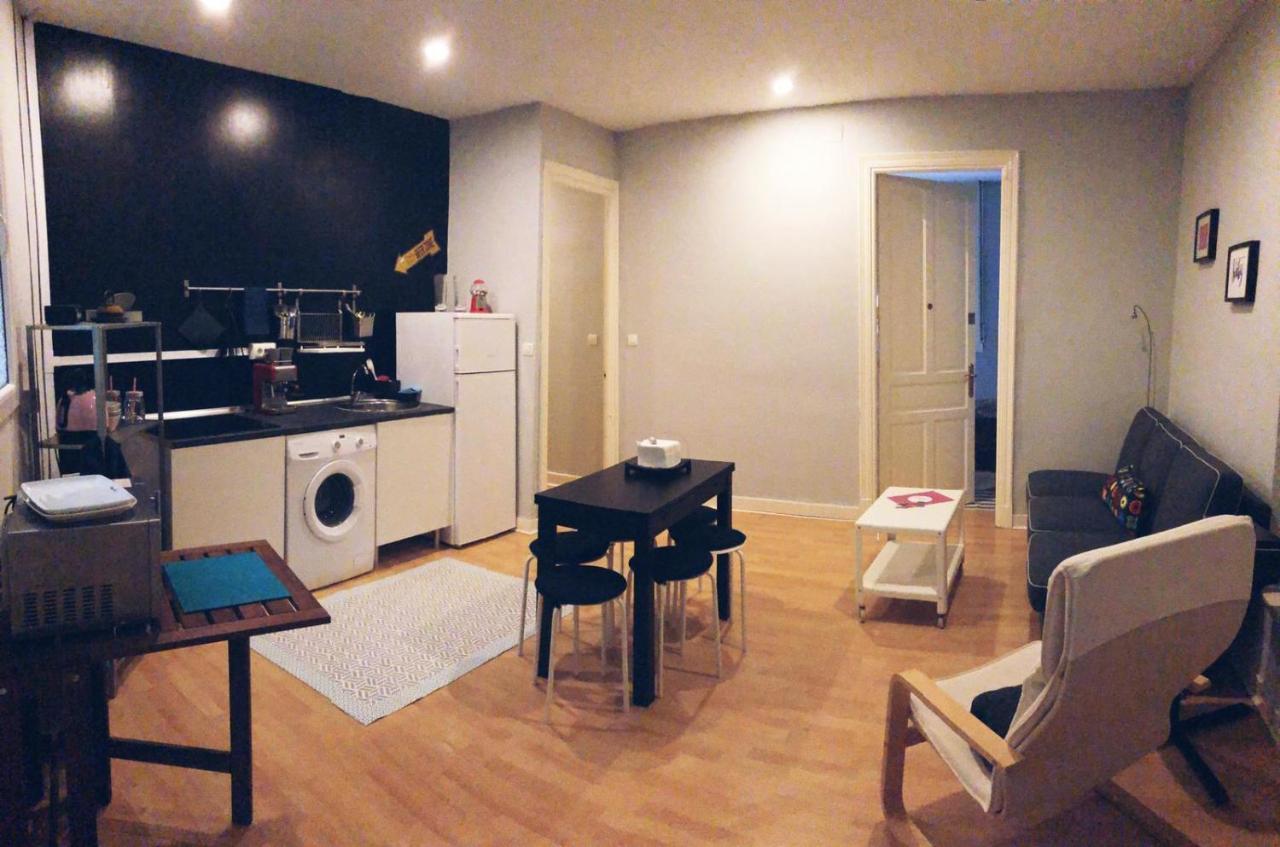 Vivienda Turistica Centrica Junto Al Museo Con Wifi Appartement *