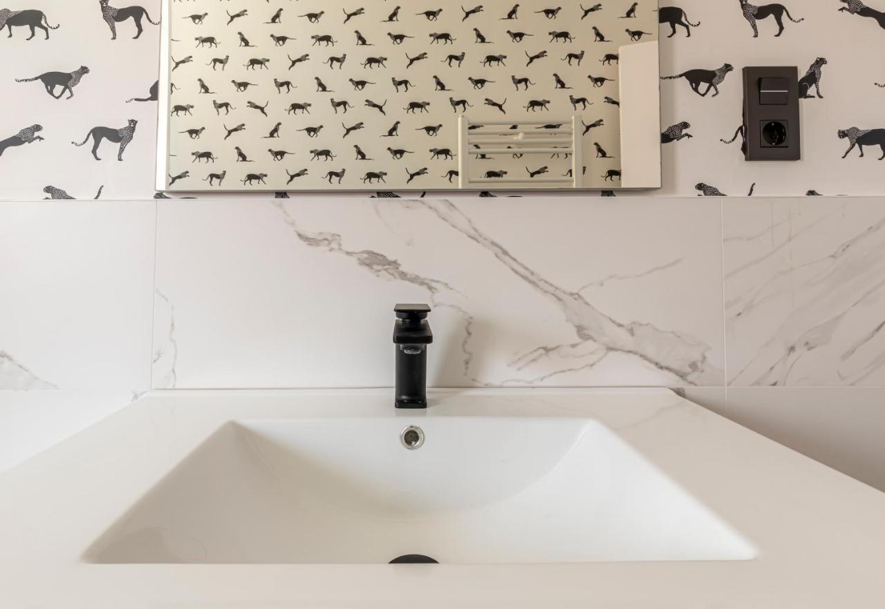 Vivienda Turistica Plaza De Tres Pilares Apartment Bilbao