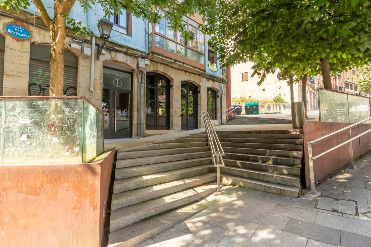 Vivienda Turistica Plaza De Tres Pilares