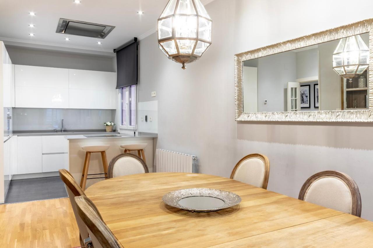 Amplio Y Elegante En Casco Viejo Con Parking Apartment Bilbao