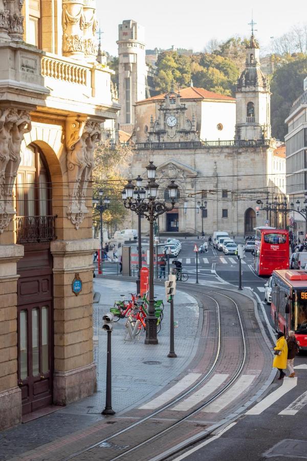 Amplio Y Elegante En Casco Viejo Con Parking * Bilbao