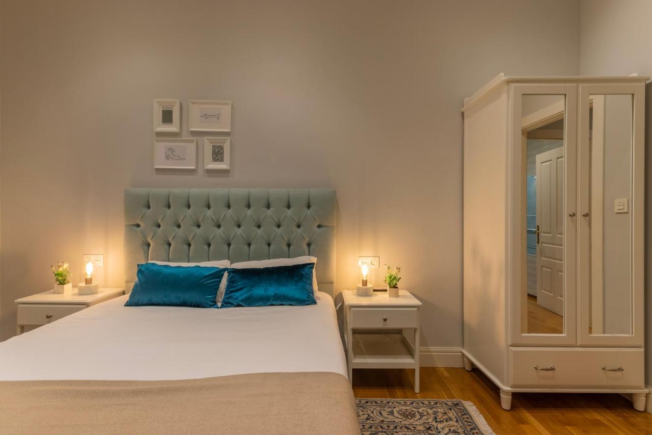Amplio Y Elegante En Casco Viejo Con Parking Apartment