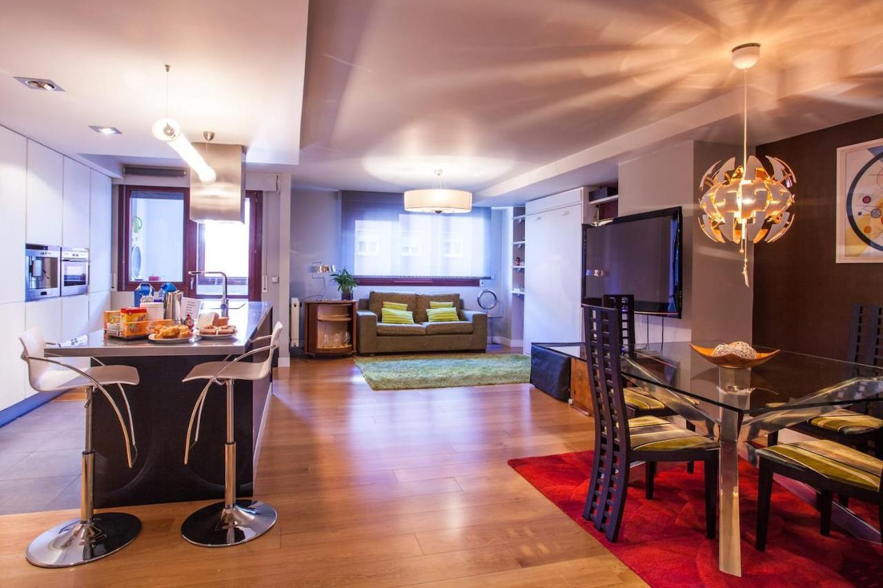 Piso Moderno, Centrico Y Con Garaje Gratis * Bilbao