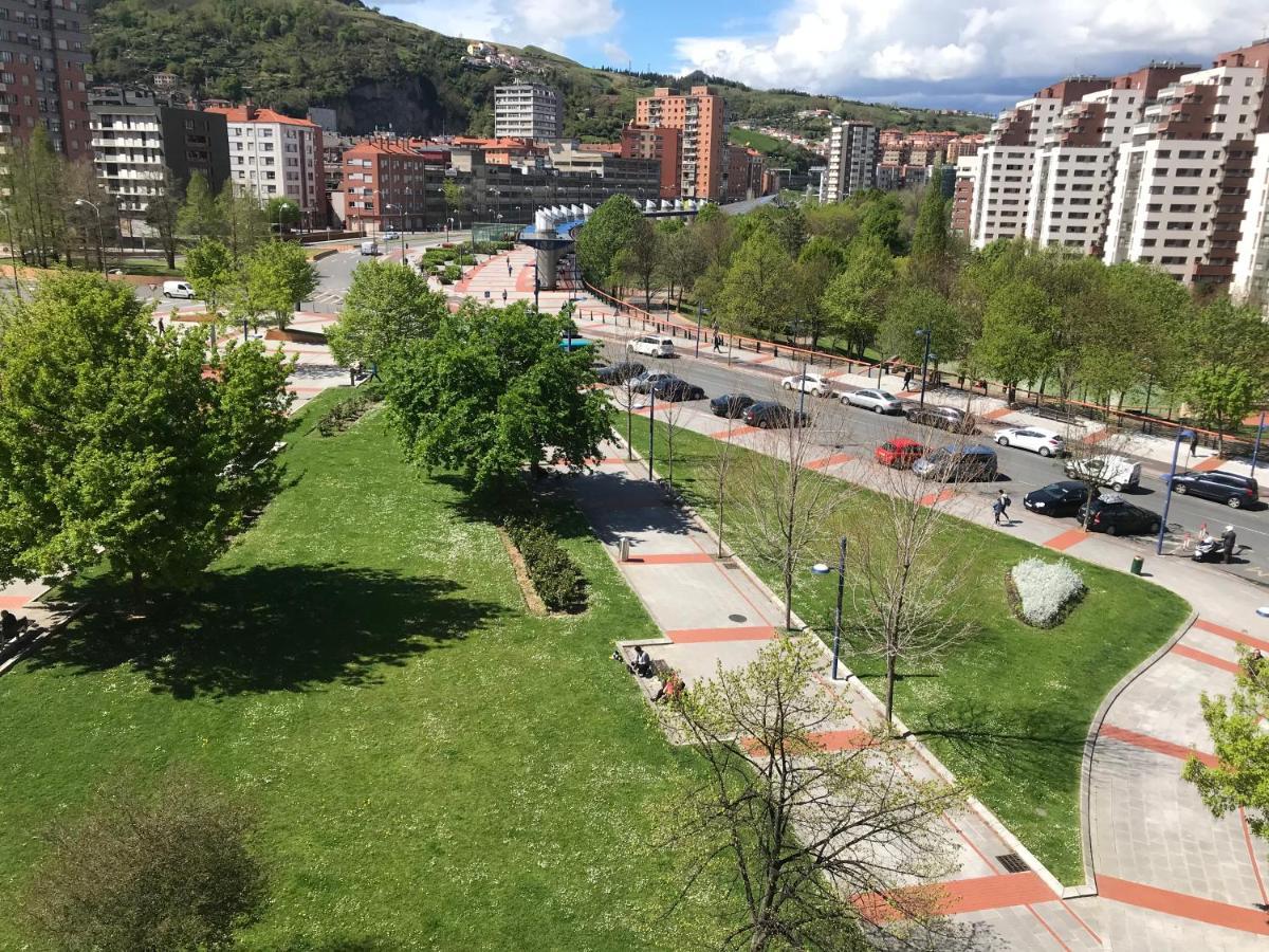 Amezola 2- Con Bano Exterior De Uso Privado En Casa Compartida