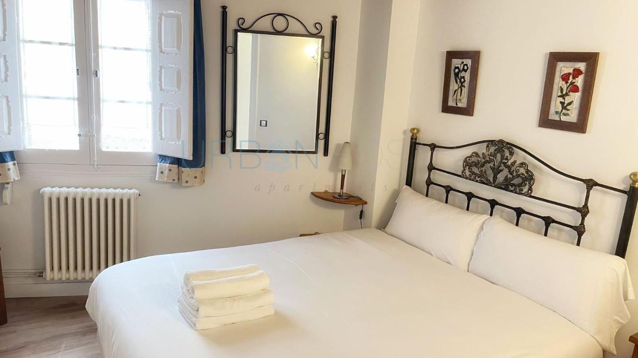 Vivienda Turistica Con Encanto Centrico, Wifi Y Patio Apartment