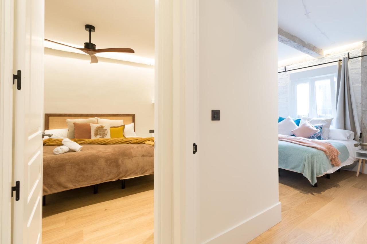 Amplio Y Moderno Con Tarima Refrescante By Staynnapartments * Bilbao
