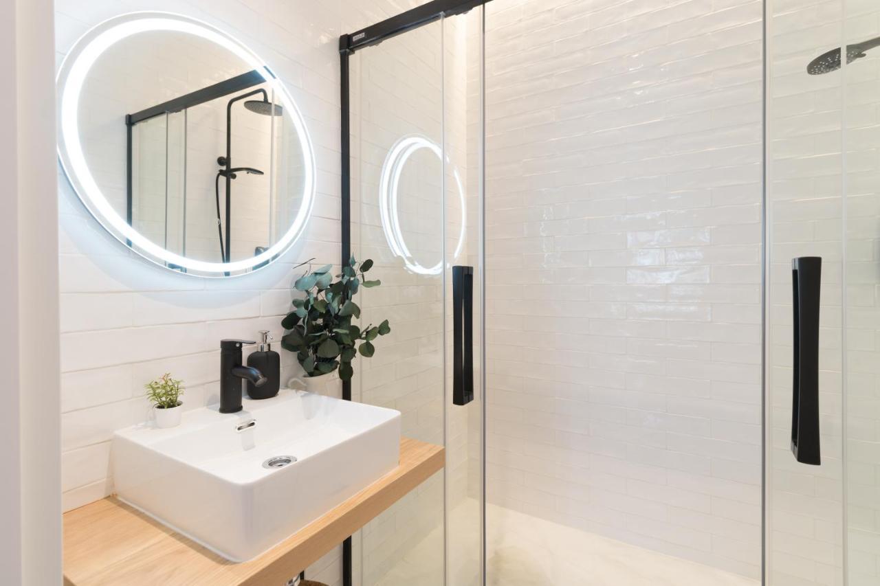Appartement Amplio Y Moderno Con Tarima Refrescante By Staynnapartments Bilbao