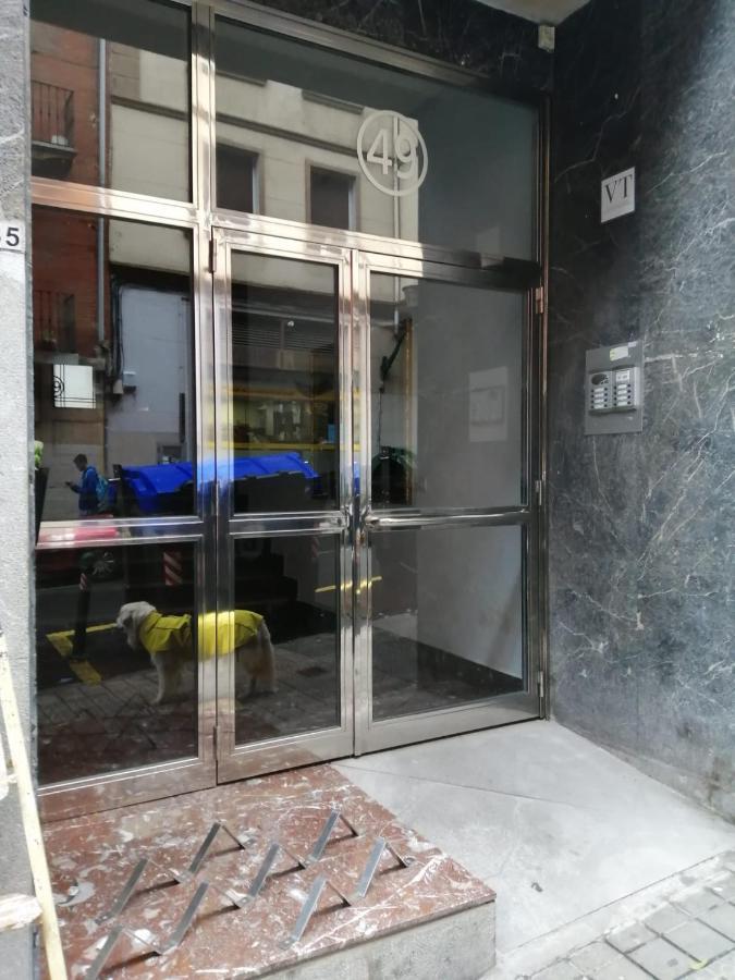 Piso Luminoso, Amplio Y Tranquilo En Casco Viejo * Bilbao