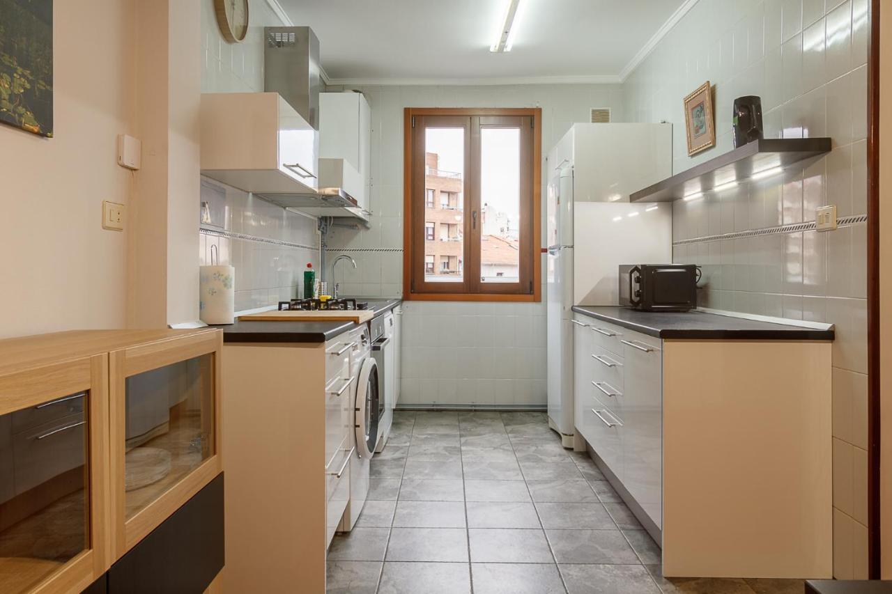 Vivienda Turistica En El Centro Reformada Con Wifi Apartment Bilbao