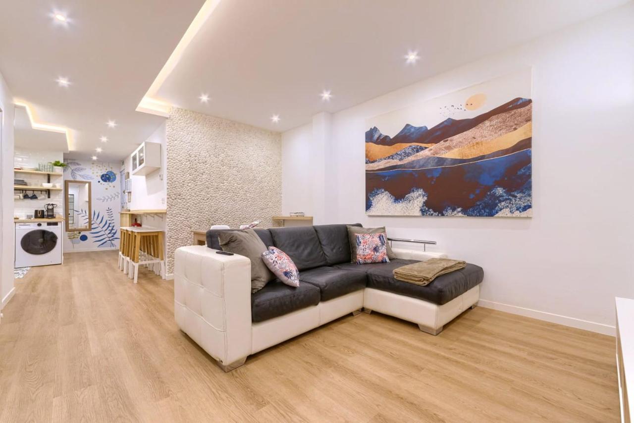 Roomscapital