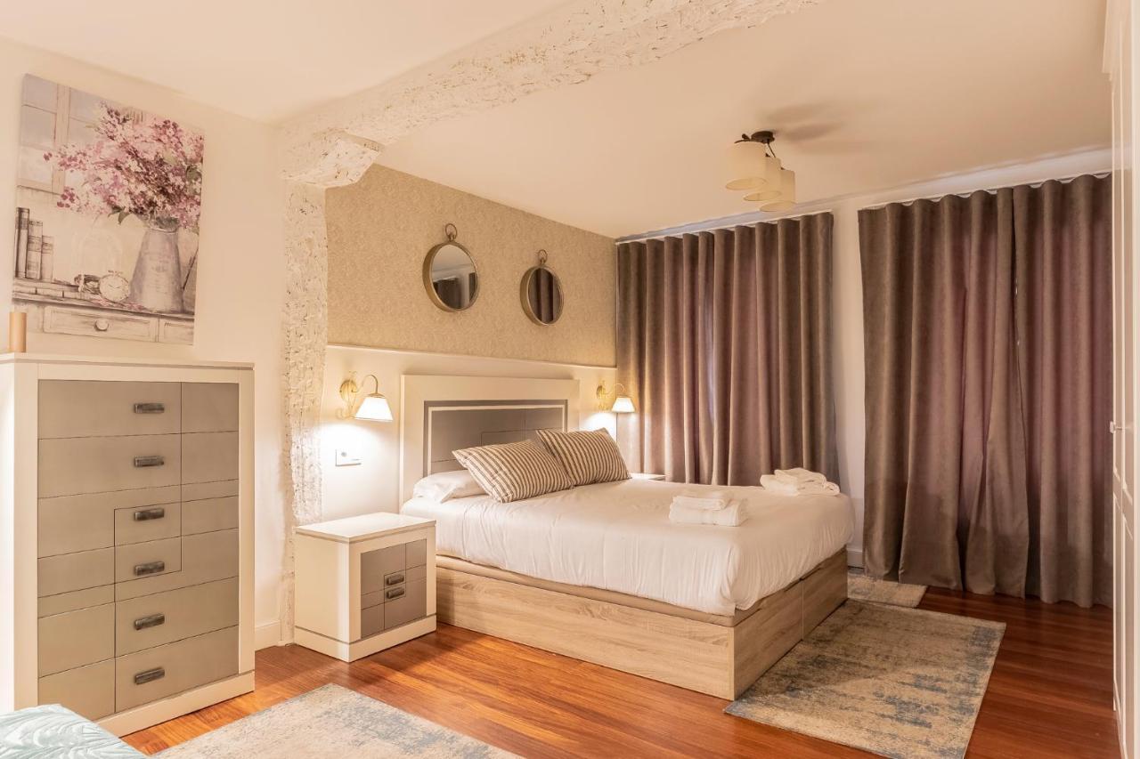 Old Town Xi By Aston Apartment *