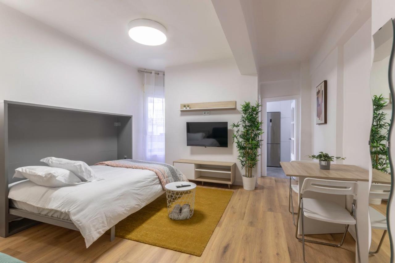 2 Paradas Al Cascoviejo, 1 Min Al Metro - Basarrate Apartment *