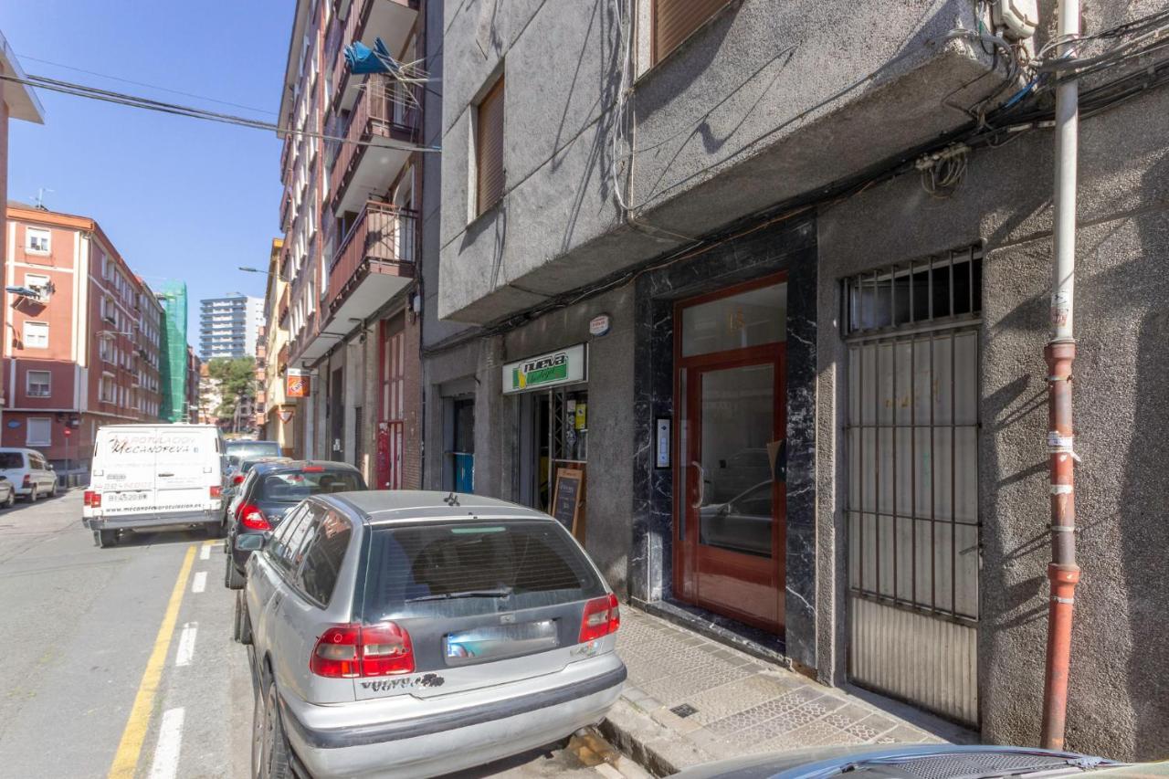 2 Paradas Al Cascoviejo, 1 Min Al Metro - Basarrate *