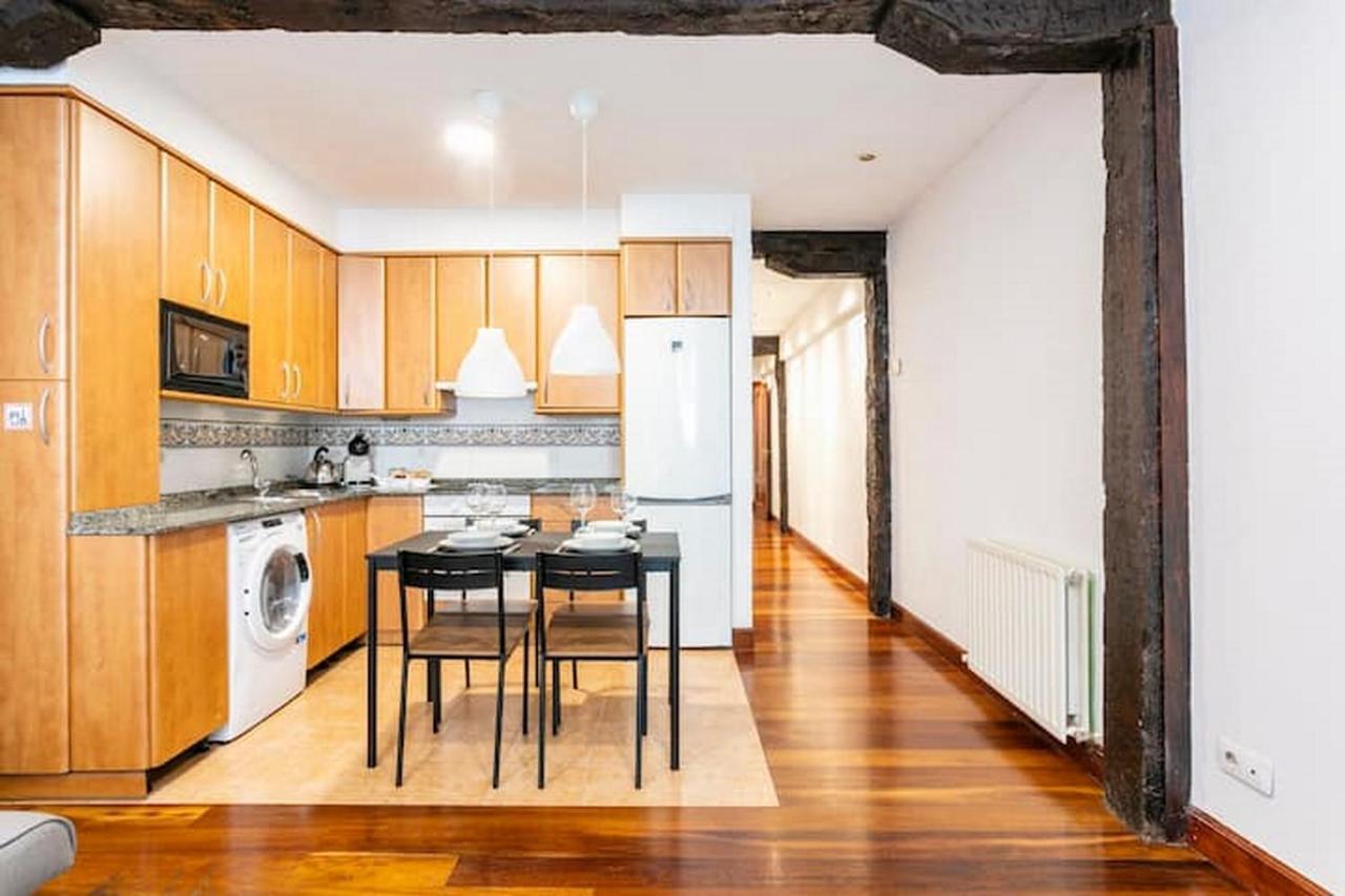 Apartamento Siete Calles / Art *