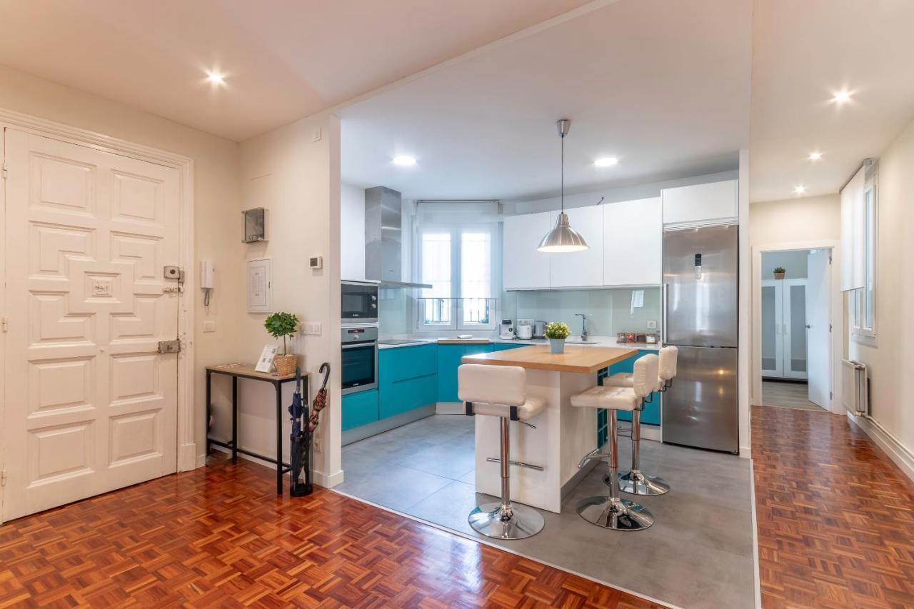 Spacious And Lovely In The Center Of Bilbao