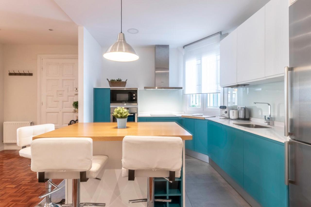 Spacious And Lovely In The Center Of Bilbao