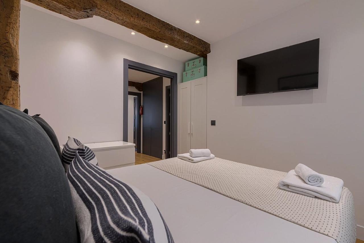 Moderno Y Lujoso En El Historico Casco Viejo Apartamento