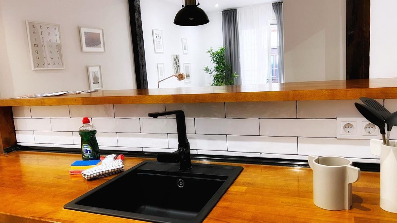 Apartment Ronda Con Balcon Casco Viejo