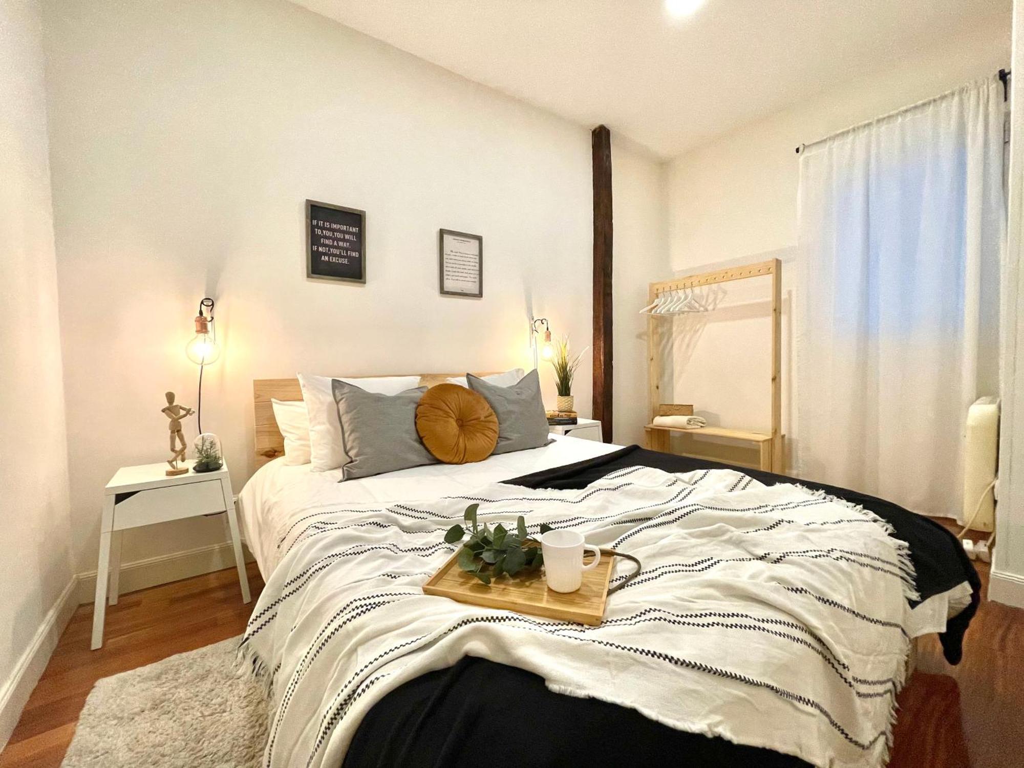 Fika Flat Casco Viejo Parking 15euro X Dia Apartamento