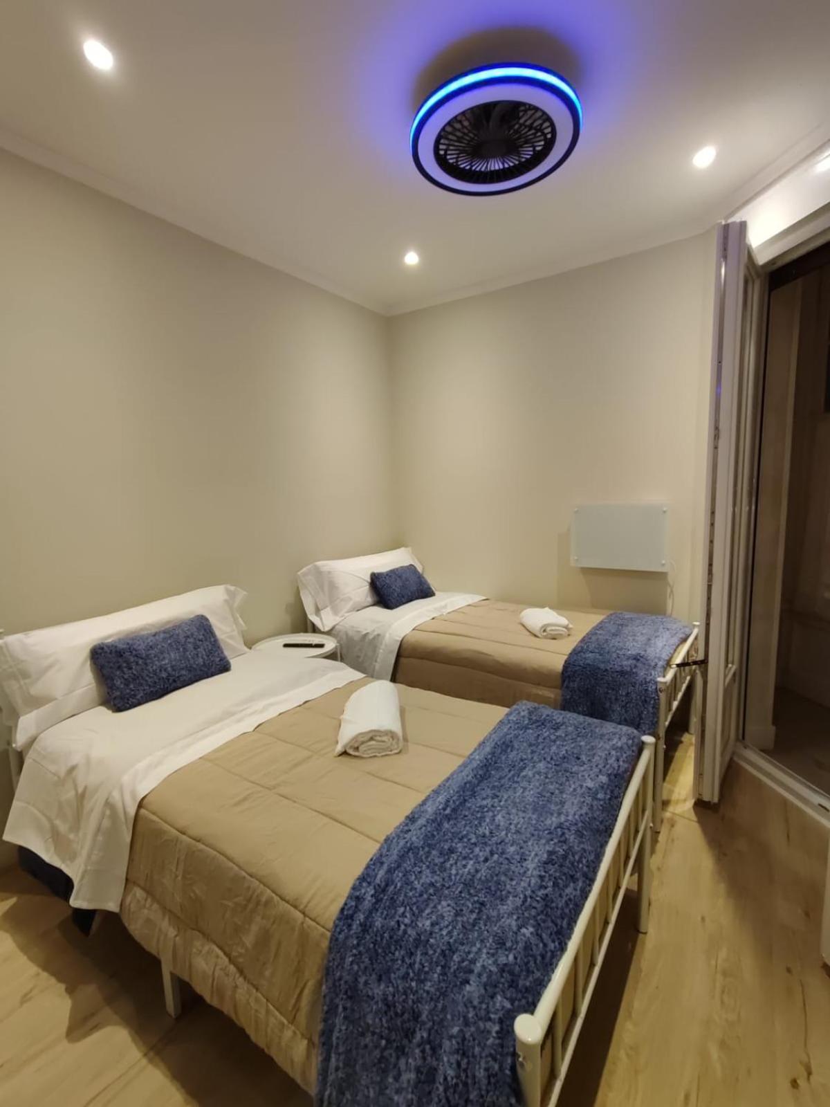 Homestay Central Room *