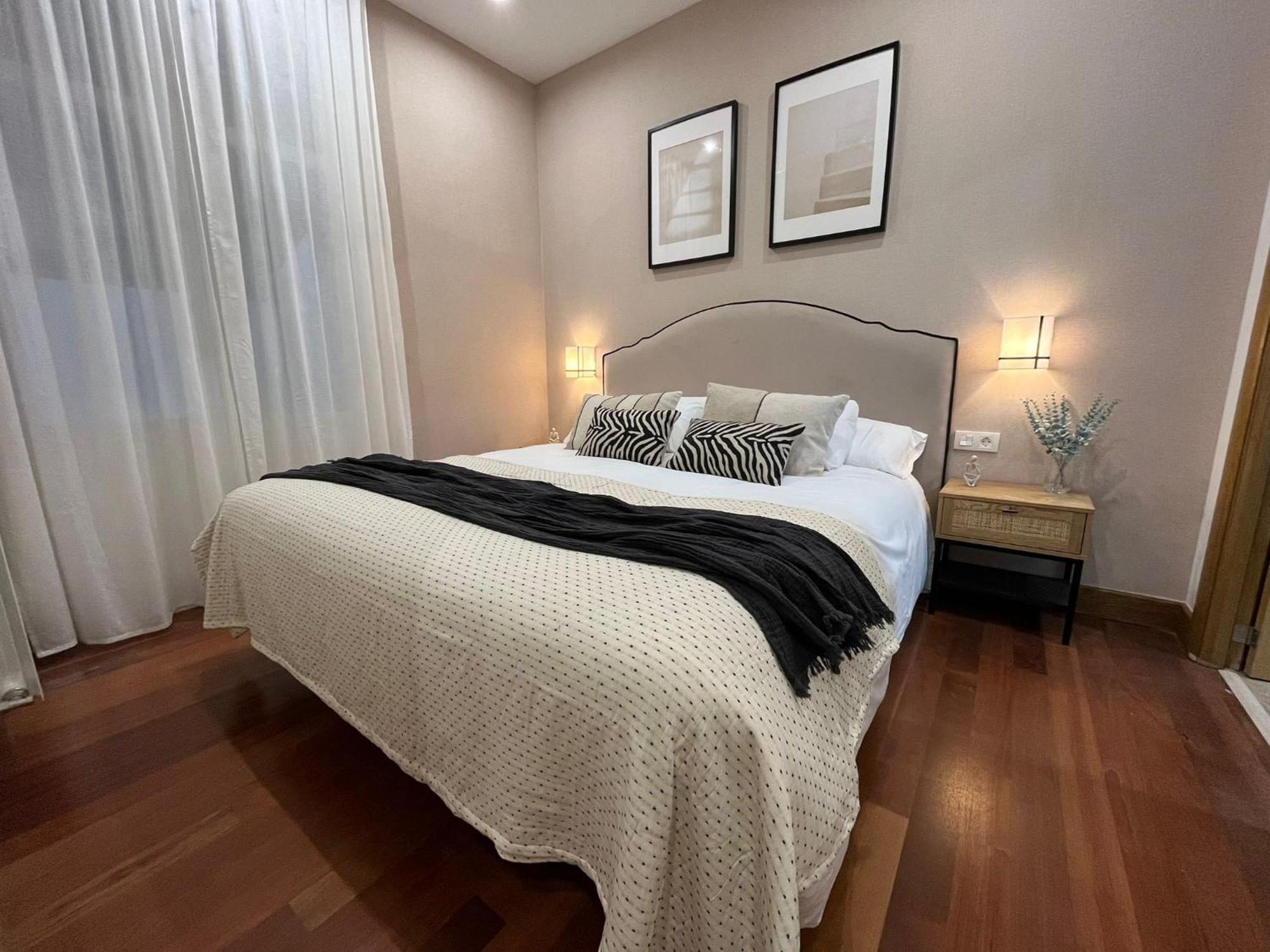 Apartment Old Town Core Next To Plaza Nueva