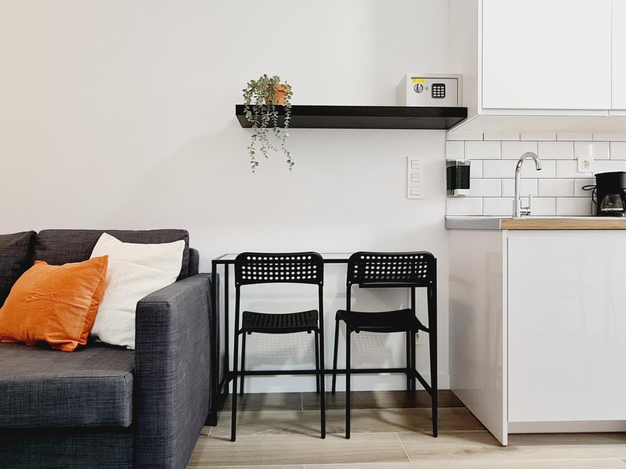 Zorroza Apartment *