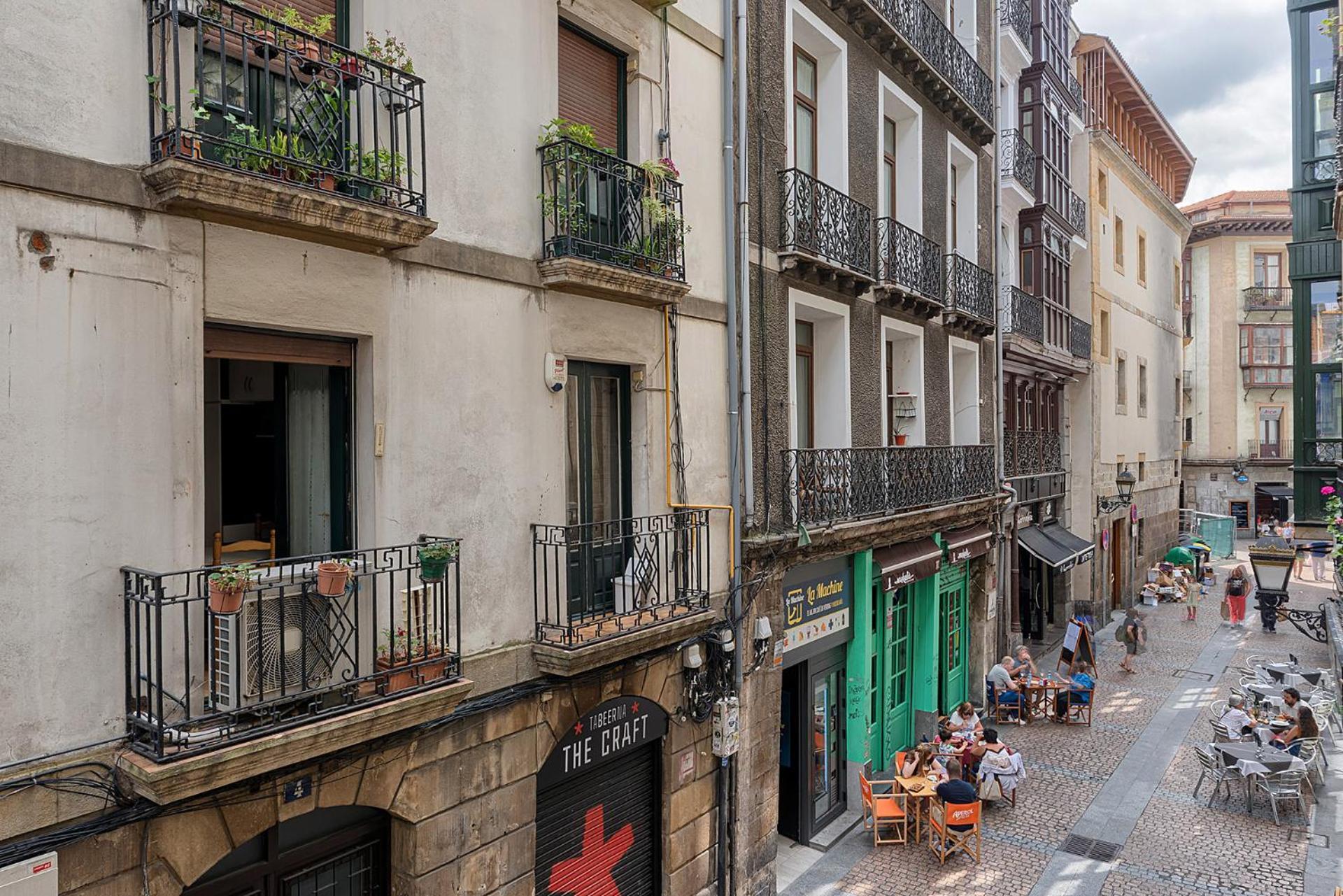 Moderno Y Lujoso En El Historico Casco Viejo Bilbao