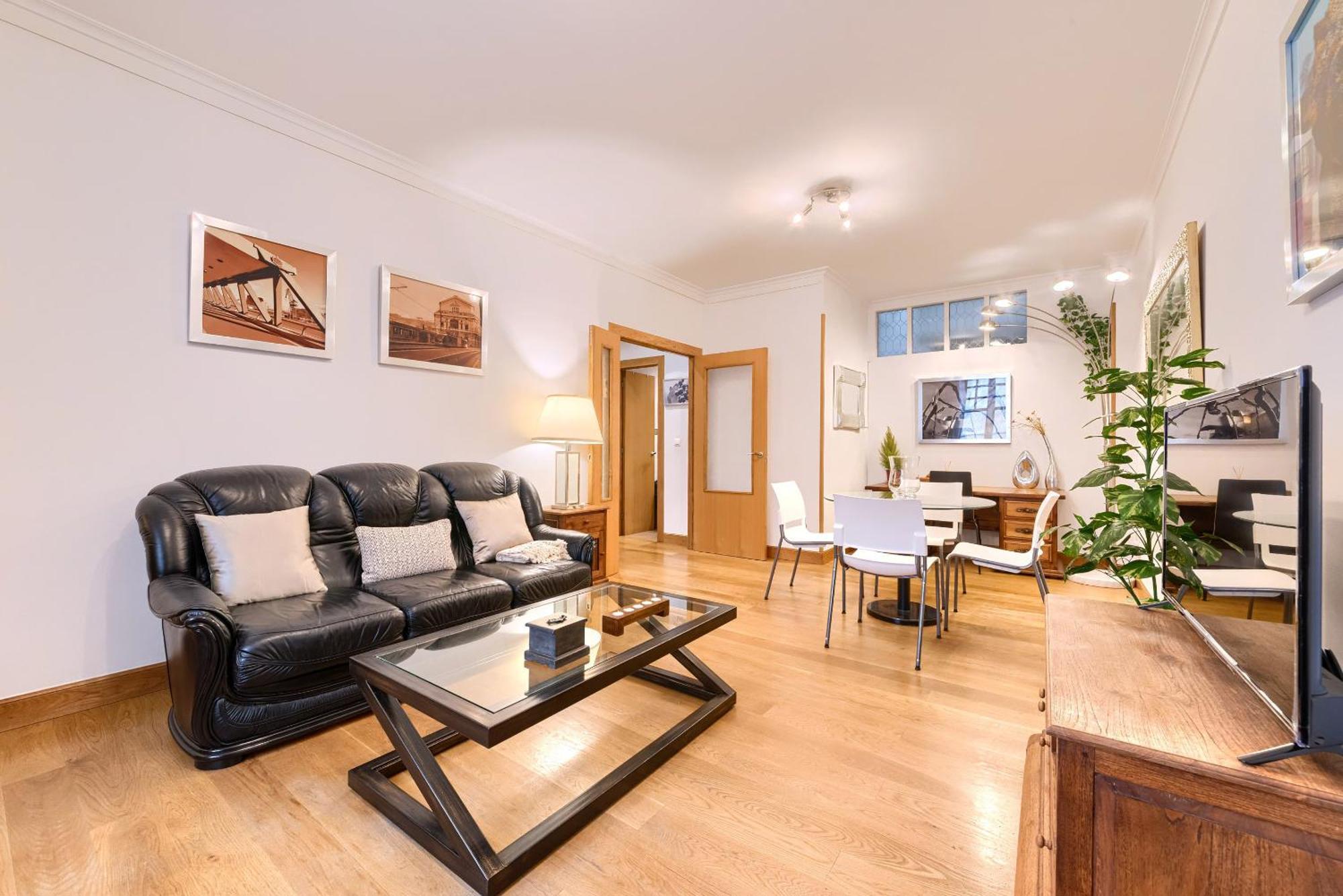 Vivienda Turistica Acogedora Y Elegante En Irala Bilbao