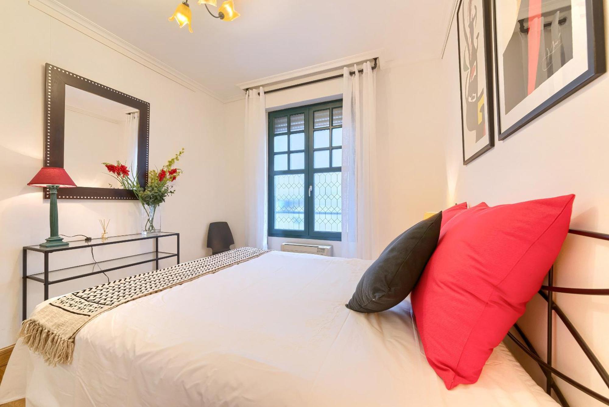Vivienda Turistica Acogedora Y Elegante En Irala Bilbao