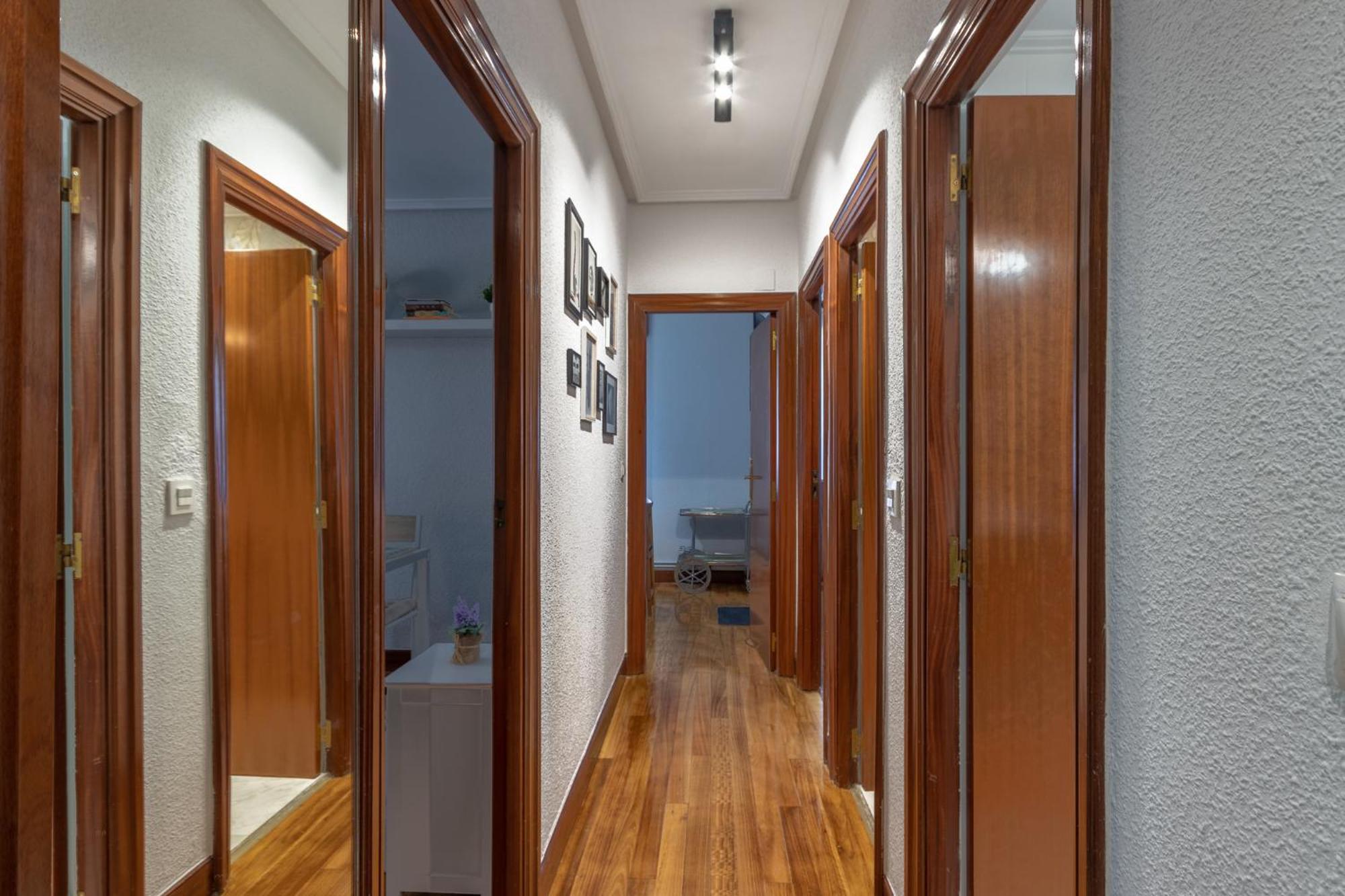 Apartment Etxebarria By People *