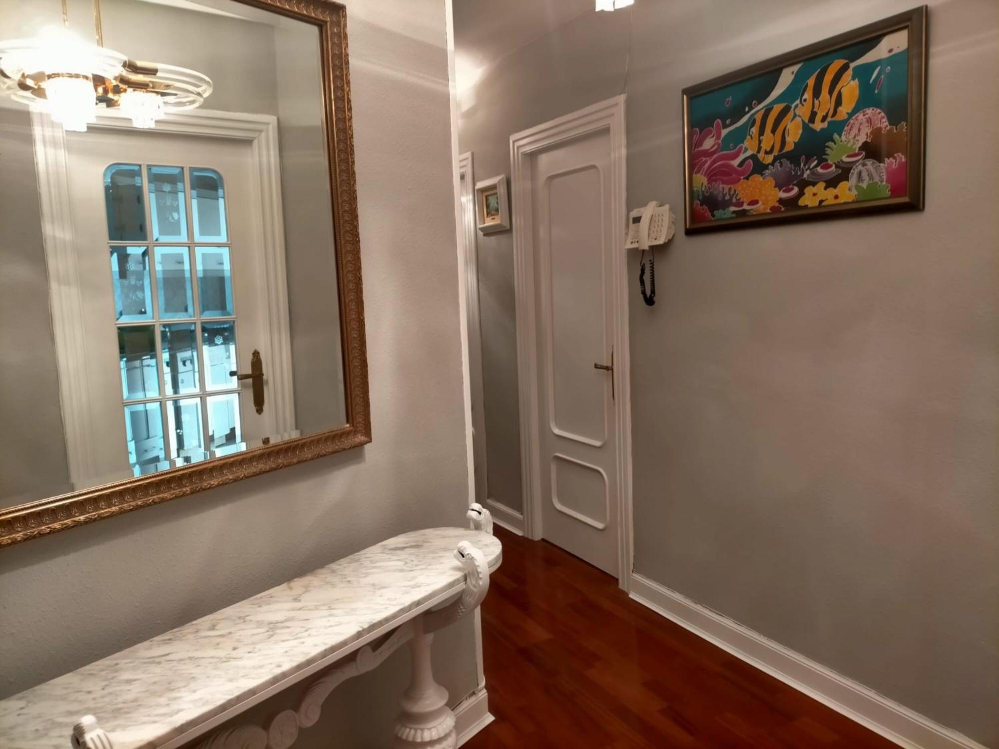 Appartement Apartamento Con Garaje Opcional Con 2 Banos Cerca Ayuntamiento *