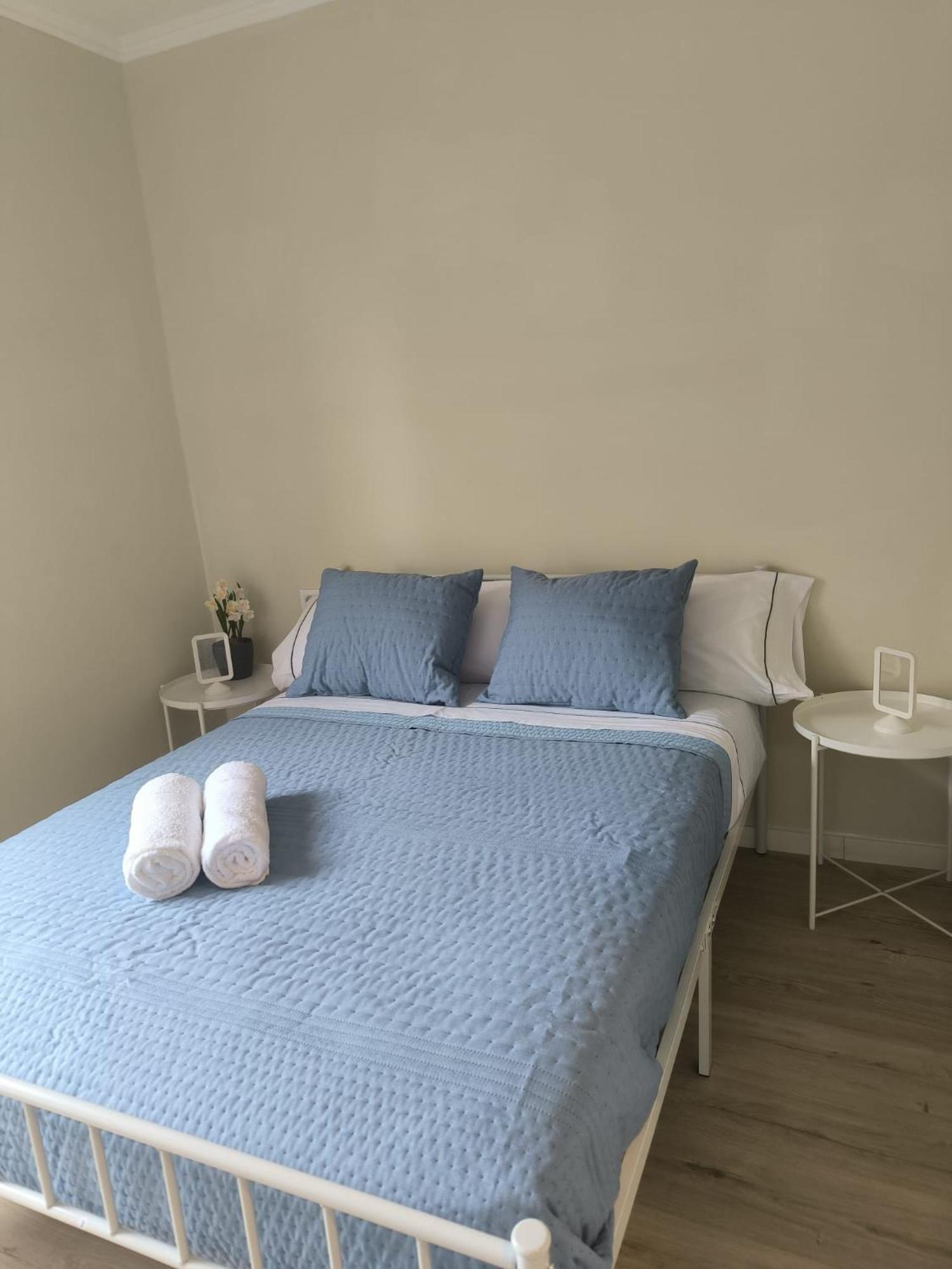Homestay Central Room *