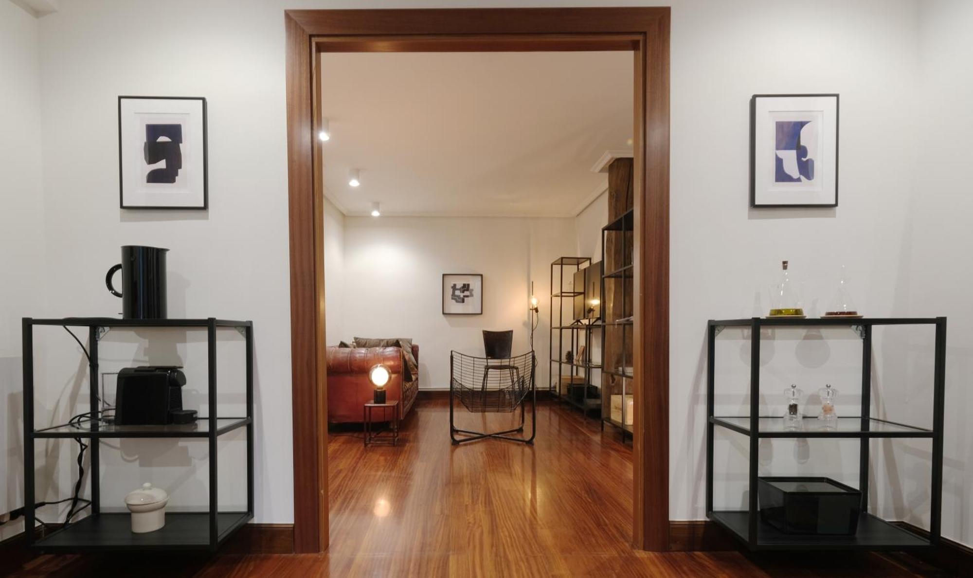 Cornerstone, En Casco Viejo