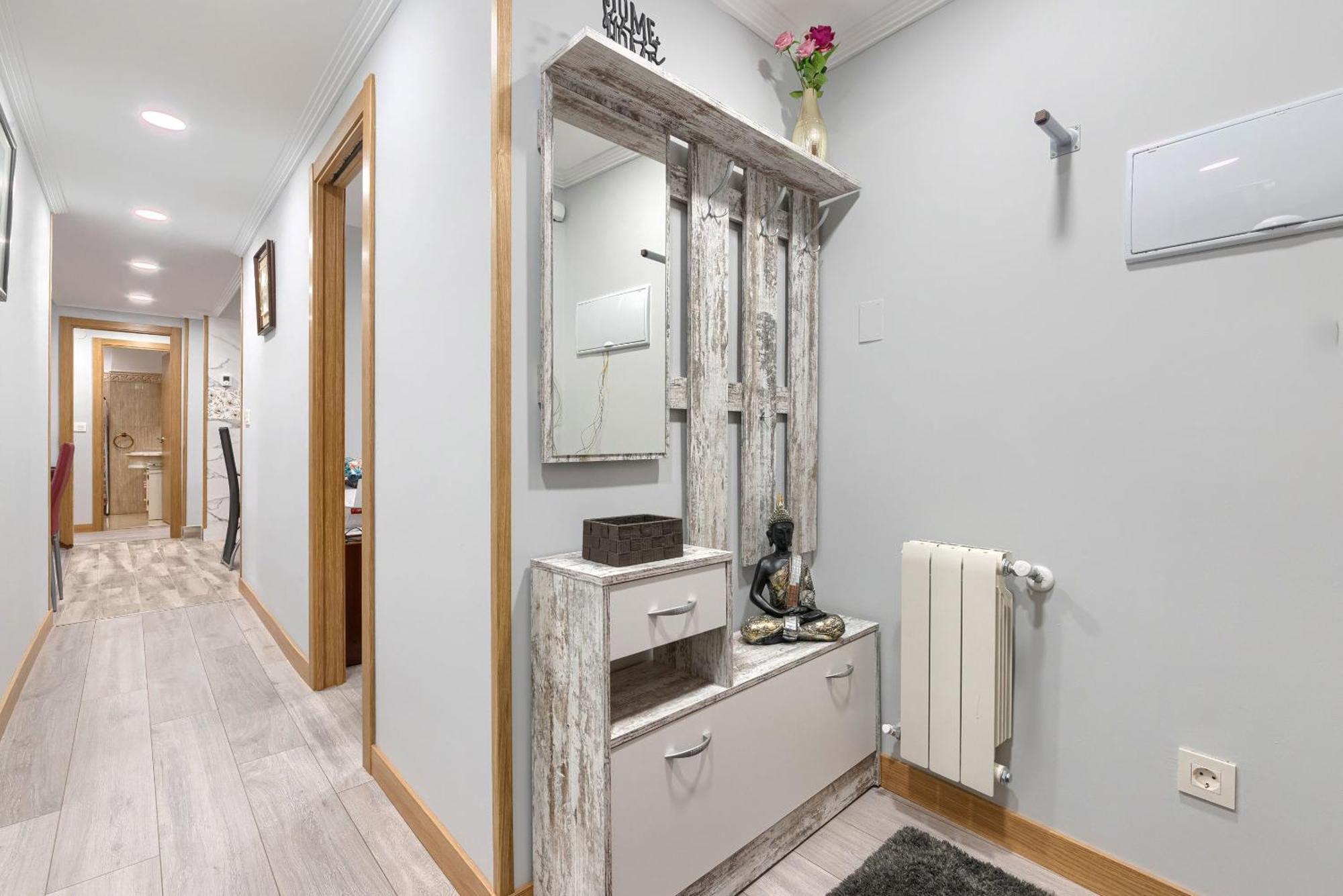 Vivienda Turistica Centrica Y Con Estilo En El Encantador Barrio La Cruz * Bilbao
