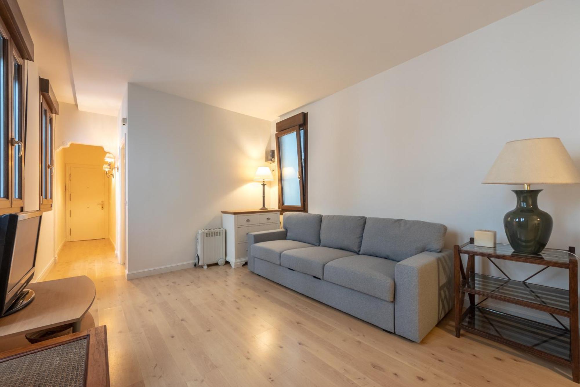 Apartment Gaztelu By People