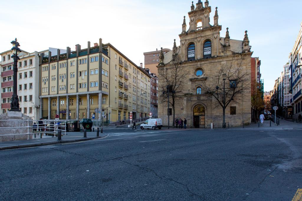 Céntrico Con Vistas A La Ría! Garage, Ideal 2-4 Bilbao