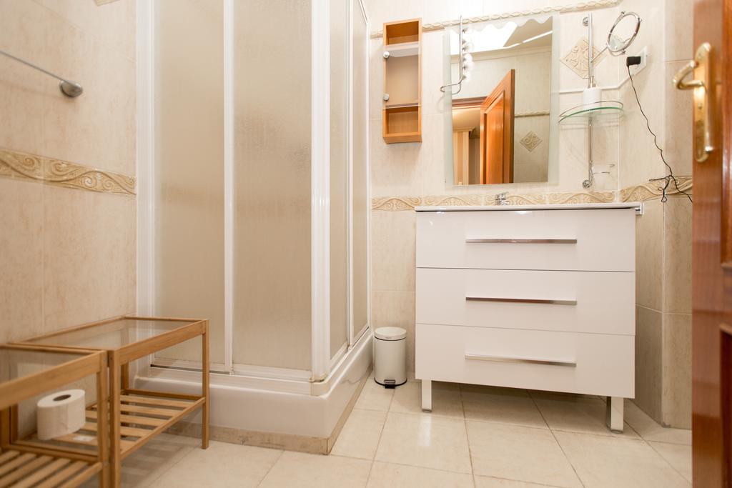 Apartamento Centrico Con Vistas A La Ria! Garaje, Ideal 2-4