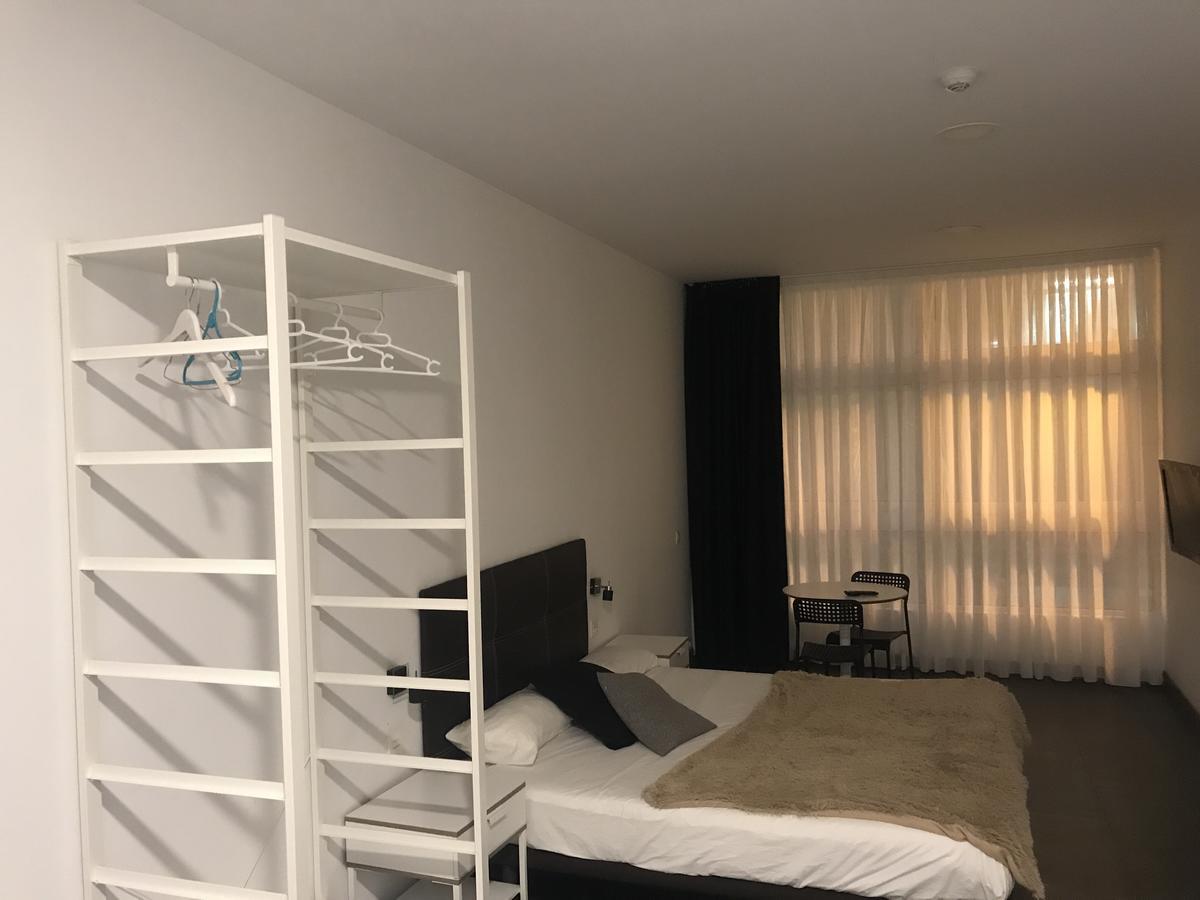 Room&kitchen Apartment Bilbao