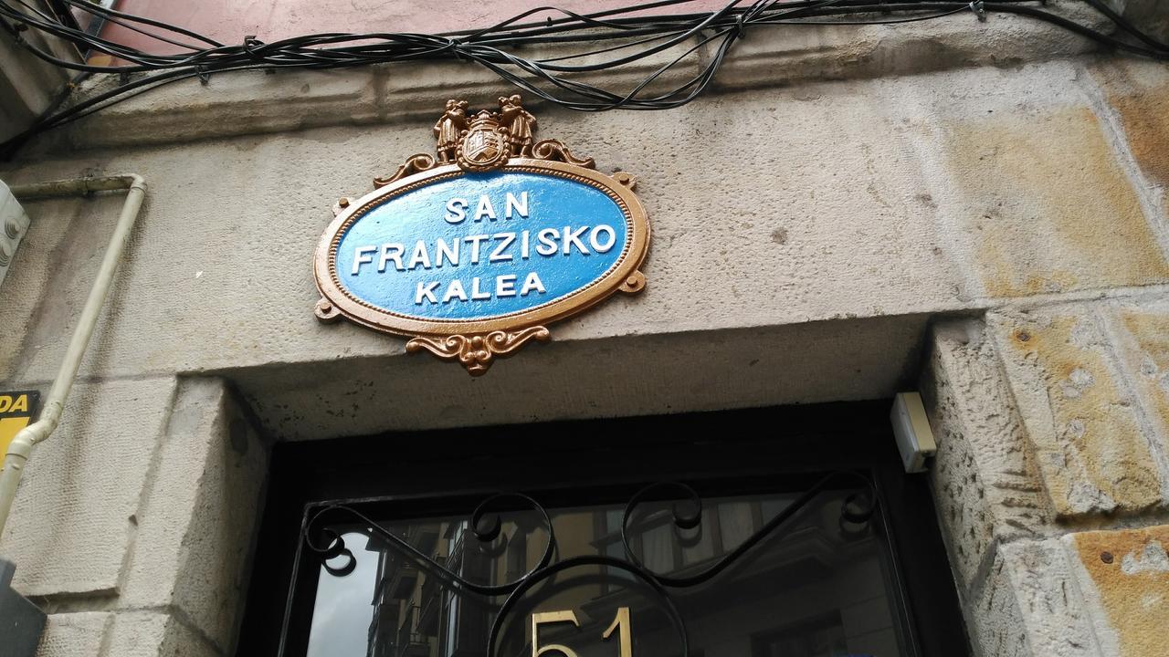 Egunon Hostal *