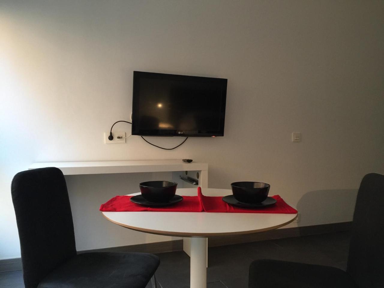 Apartment And Kitchen Bilbao