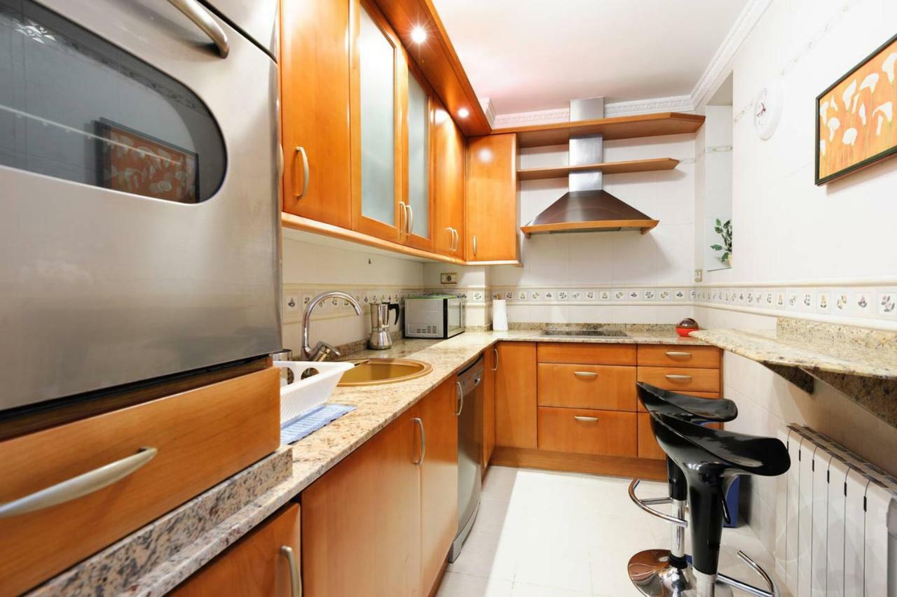 Frente Al Guggenheim Con Wifi Y Parking Privado Gratis Apartamento
