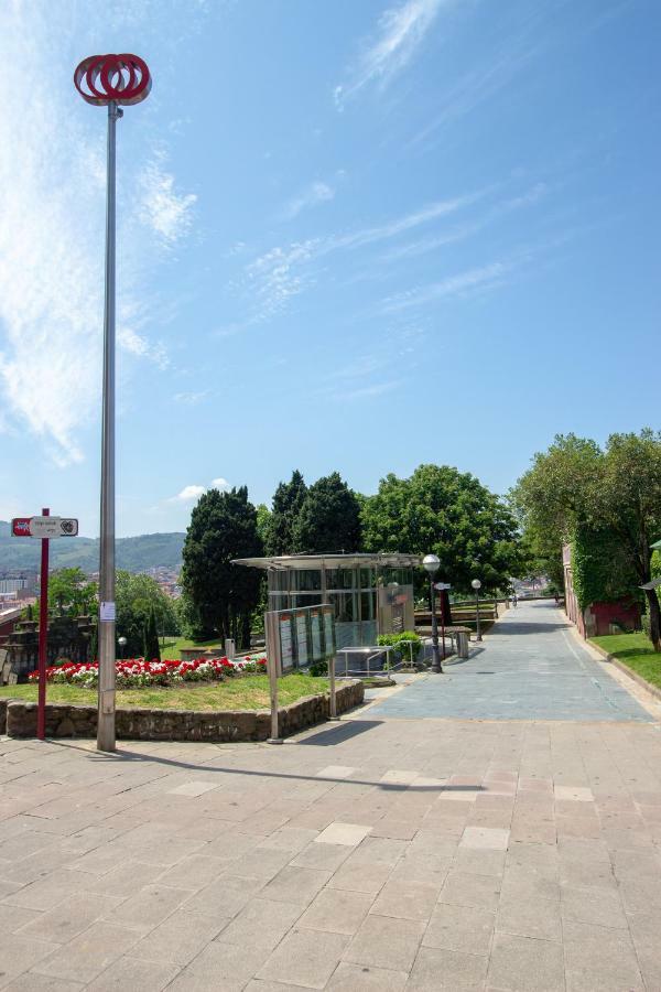 Mallona Turistico Apartment Bilbao
