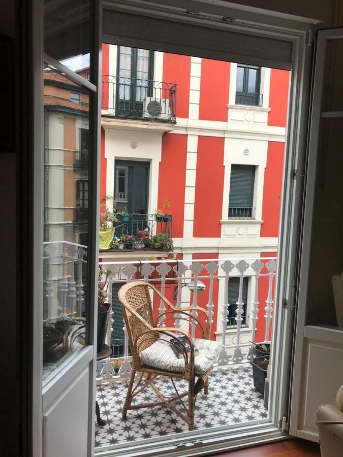 4 Bedrooms Flat In The City Center *