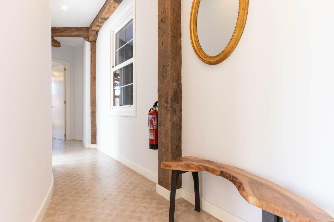 Acogedor, De Diseno Moderno En Zona Antigua Bilbao