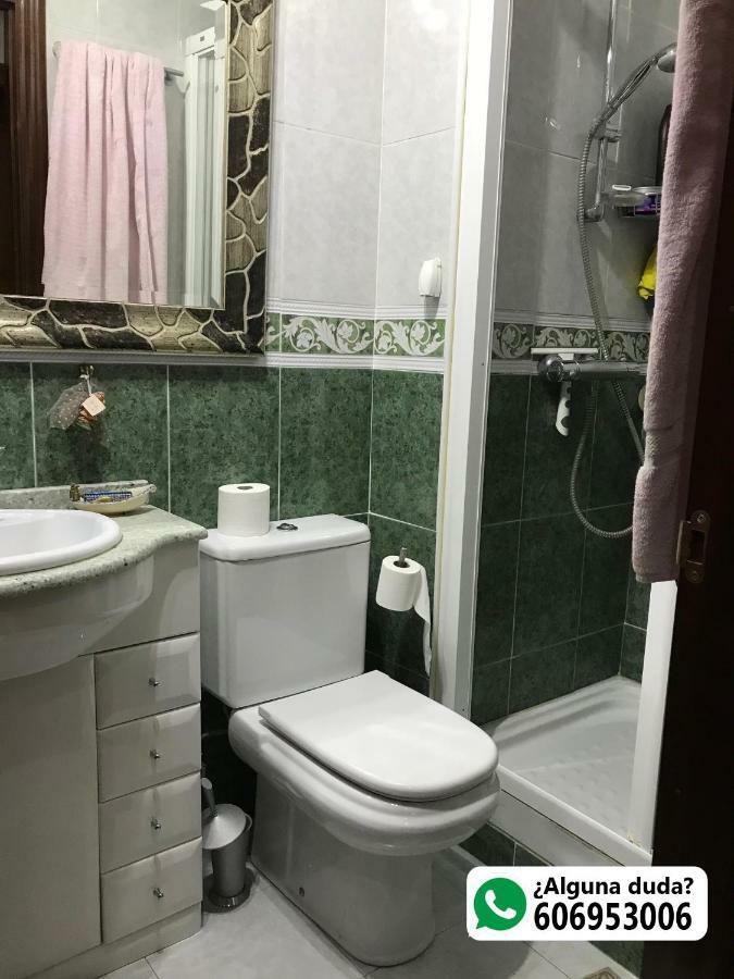 Amezola 2- Con Bano Exterior De Uso Privado En Casa Compartida Homestay