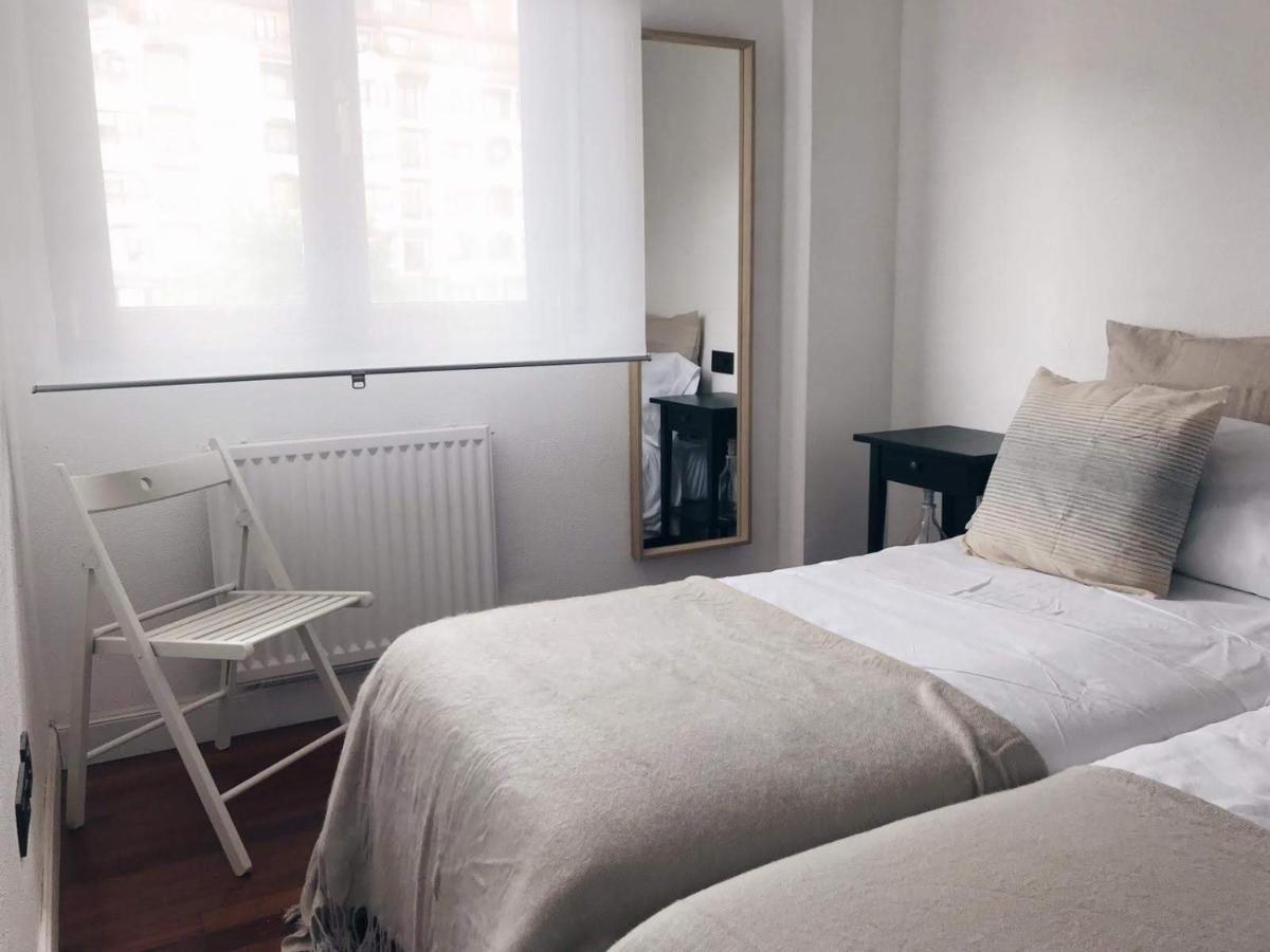 Apartamento Muy Luminoso En San Mames