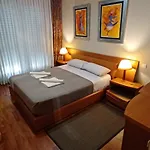 Apartamento Centrico Con Vistas A La Ria! Garaje, Ideal 2-4