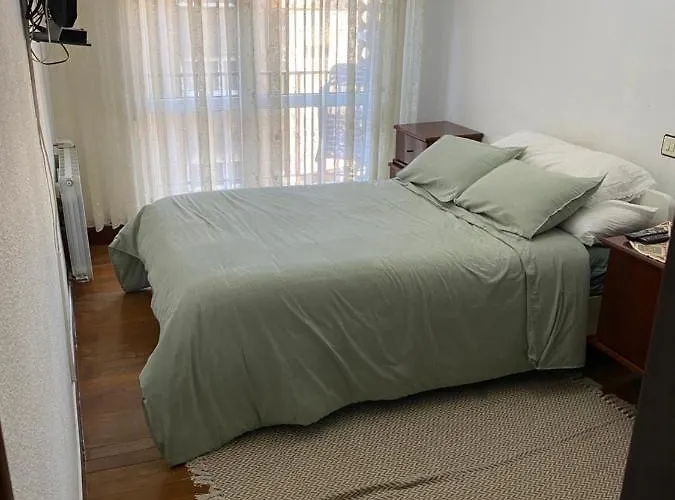 Habitacion Con Balcon Y Wifi Bilbao